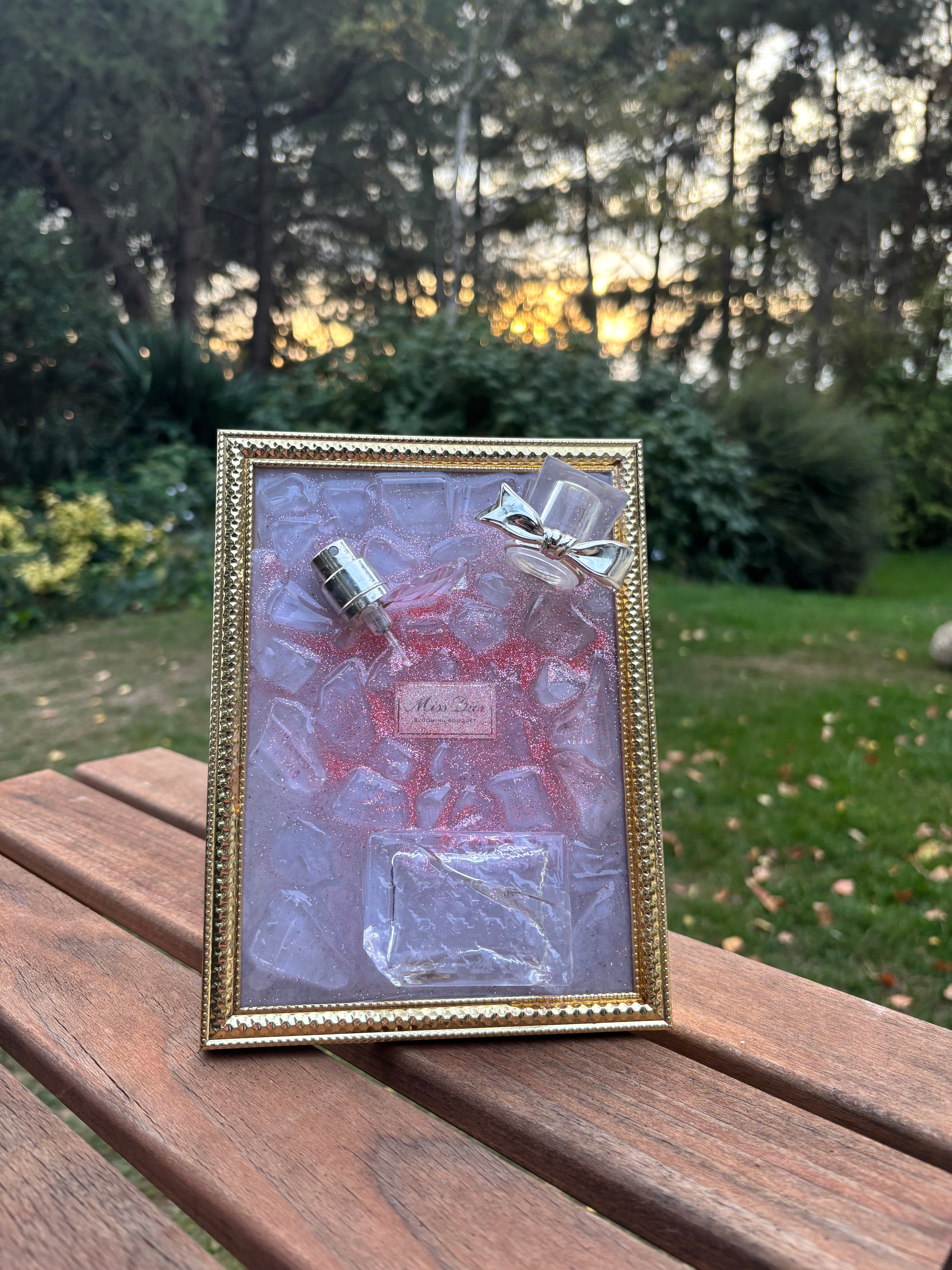 Cadre parfum - Miss Dior